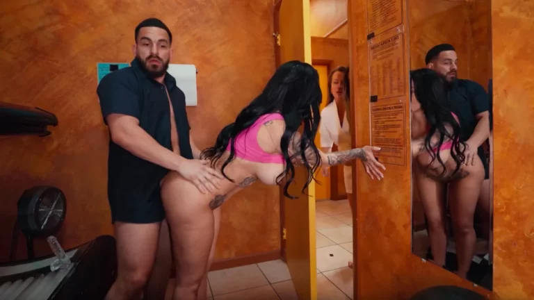 BrazzersExxtra – Tanned & Publicly Fucked/ The Official Egypt