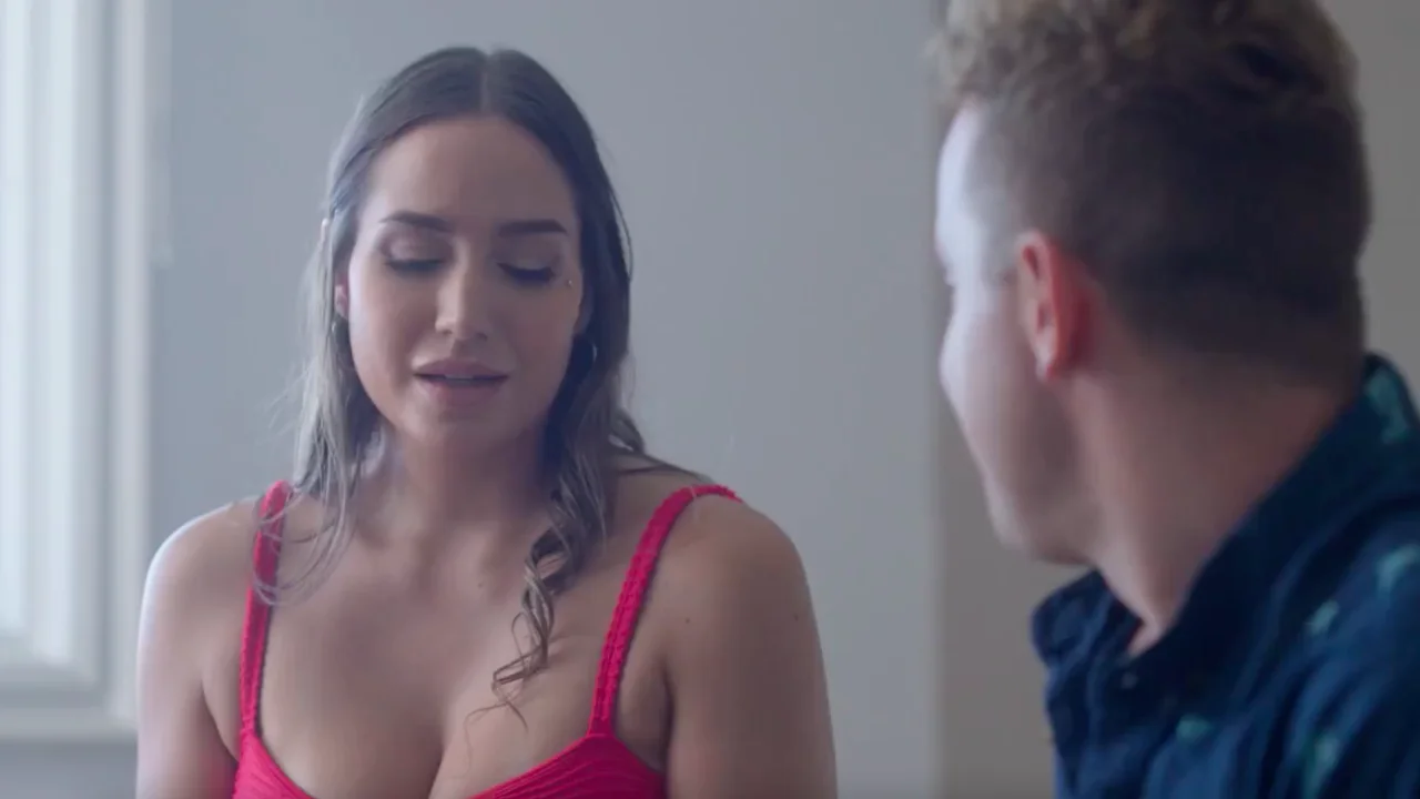 BellesaFilms – The Ice Queen/ Desiree Dulce