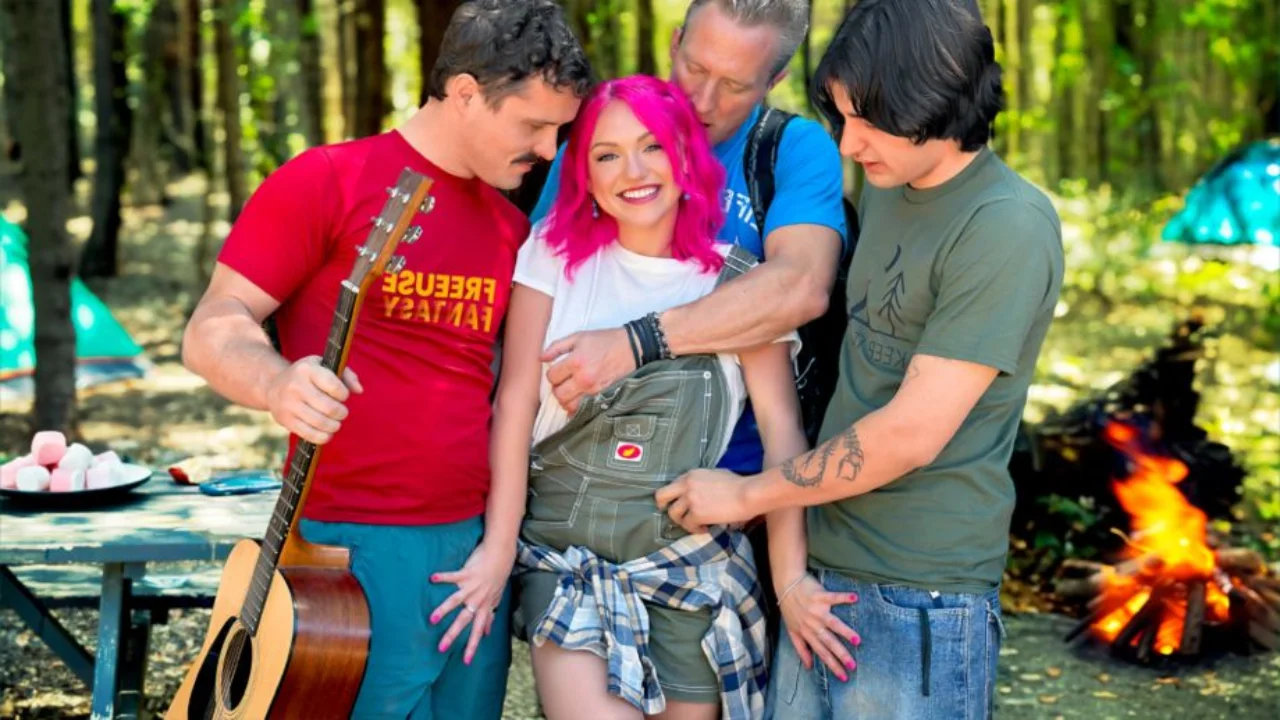 FreeuseFantasy – Share Your Girlfriend – Camper Cutie Bathed in Cum/  Gracie Gates